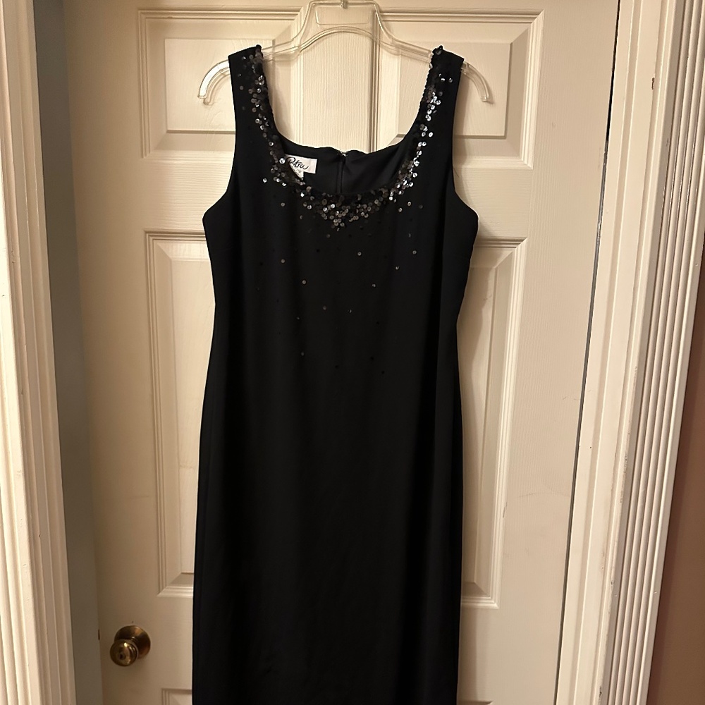 Patra || Long Black Sleeveless Dress || Size 14 || Evening Wear w/ Sequins